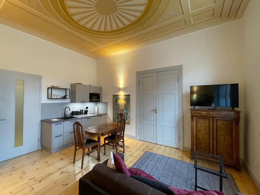 Ferienwohnung - Schweriner Altstadt - Fewo 9 Шверин Екстериор снимка